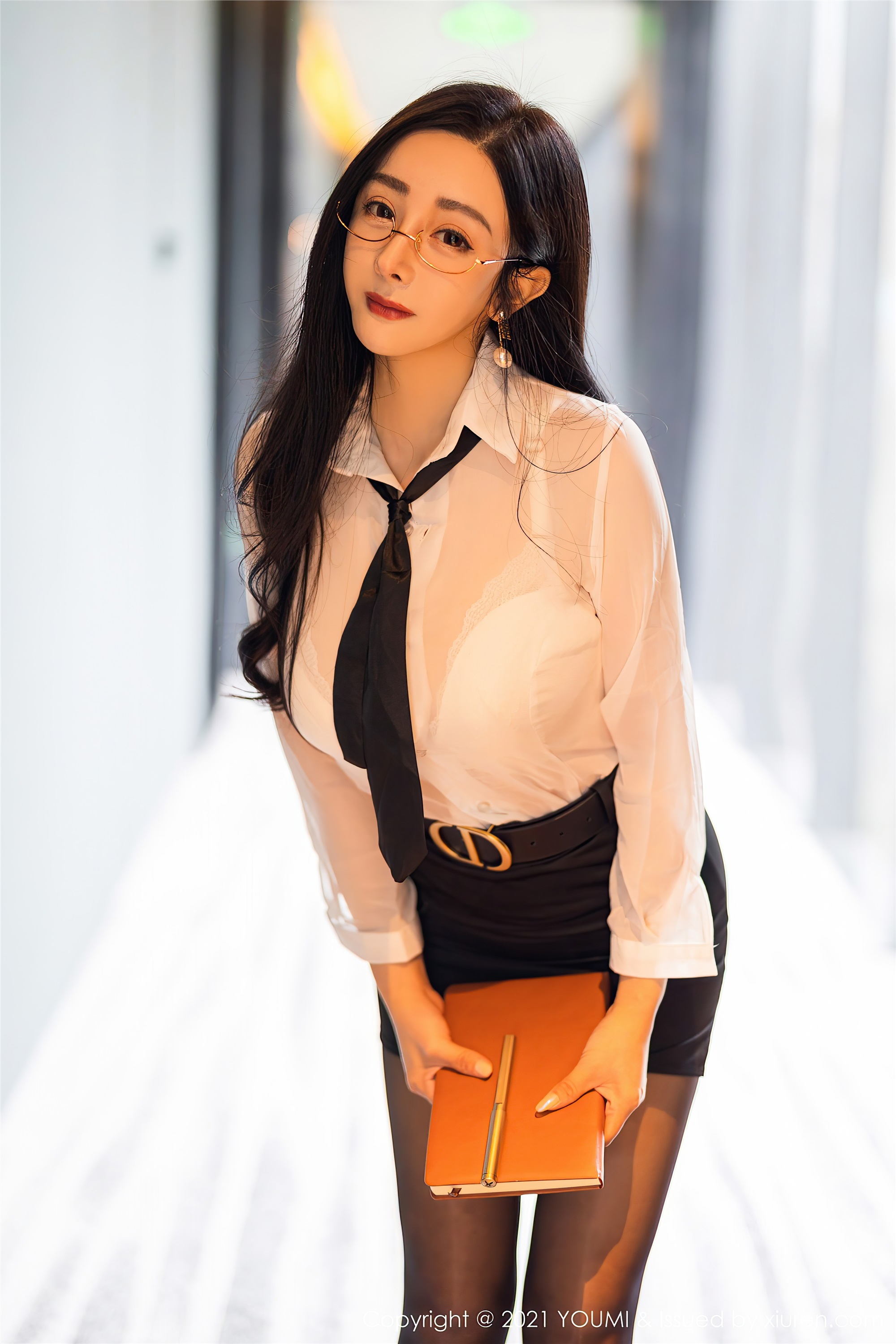 YouMi 尤蜜荟 2021.11.26 Vol.723 允爾